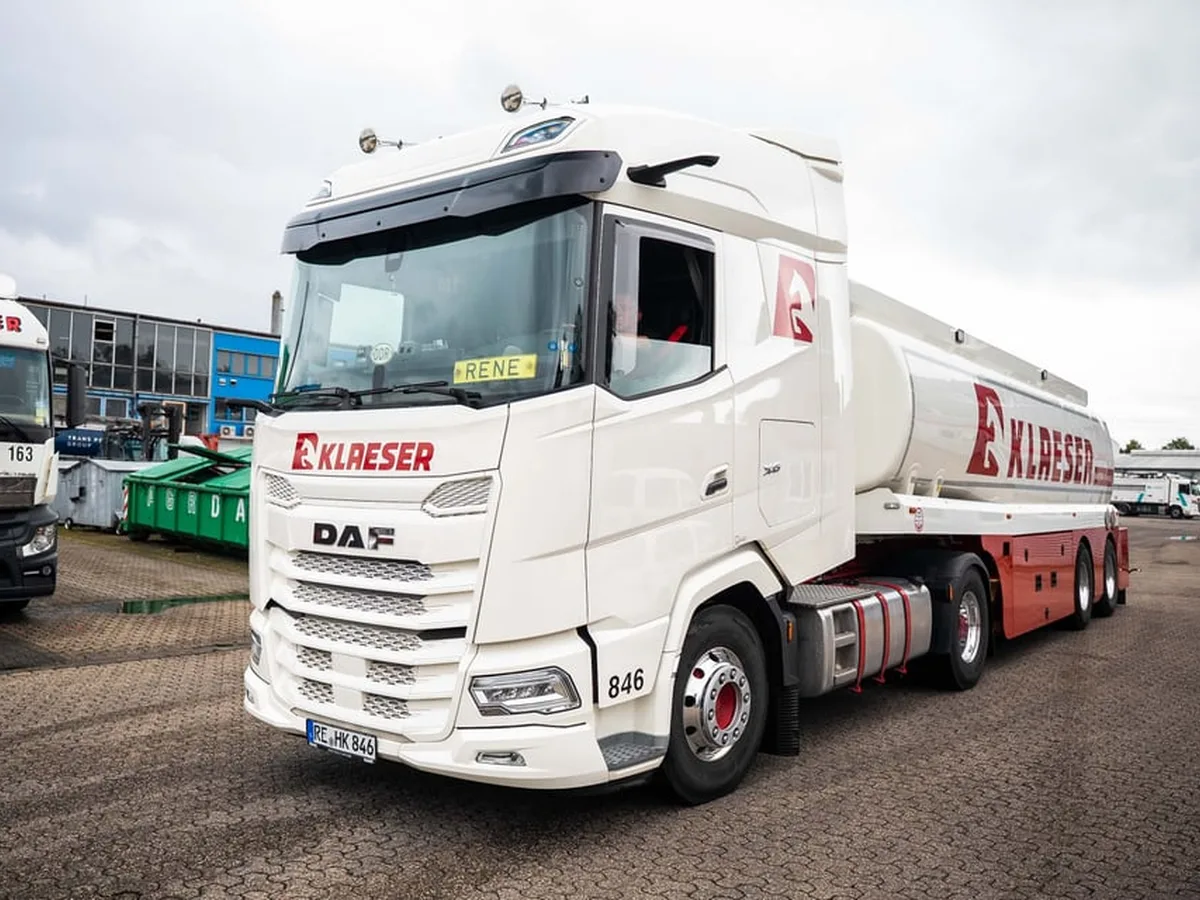 Klaeser Tankfahrzeug DAF