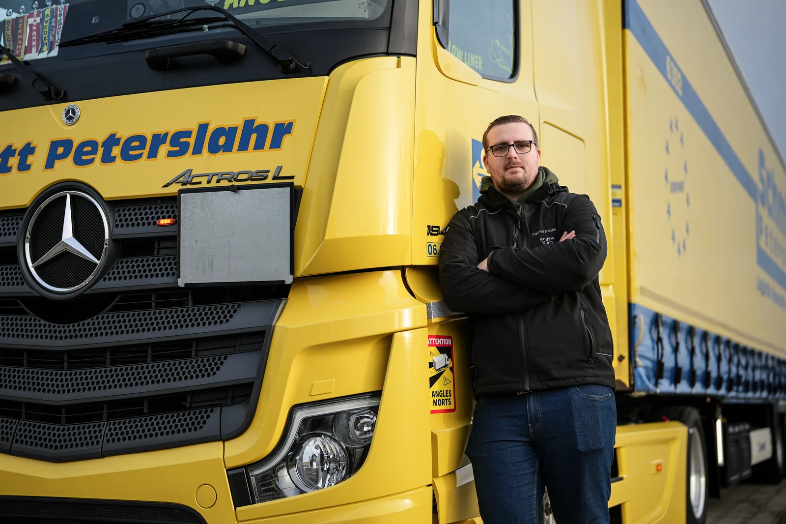 Schmitt Peterslahr LKW mit Fahrer