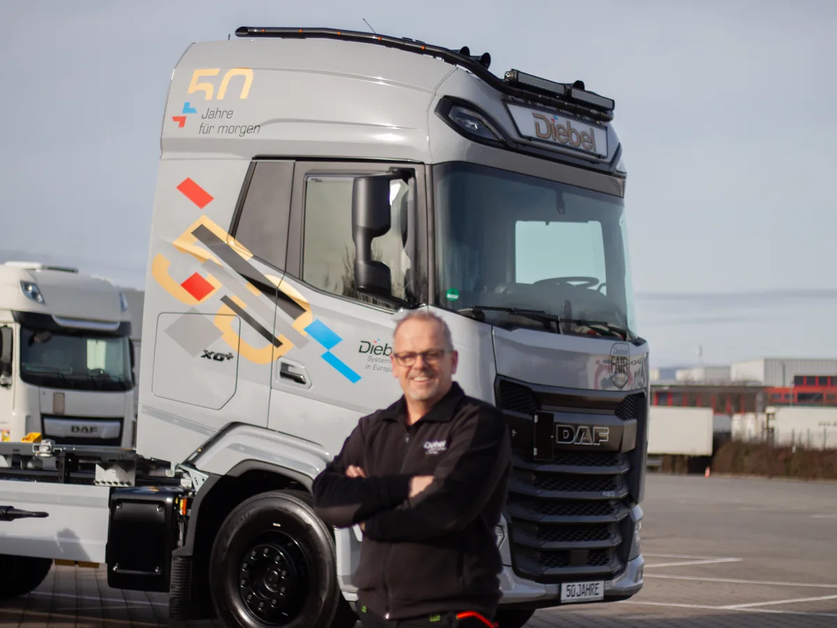 Diebel Jubiläums-Lkw mit 50 Jahre für morgen