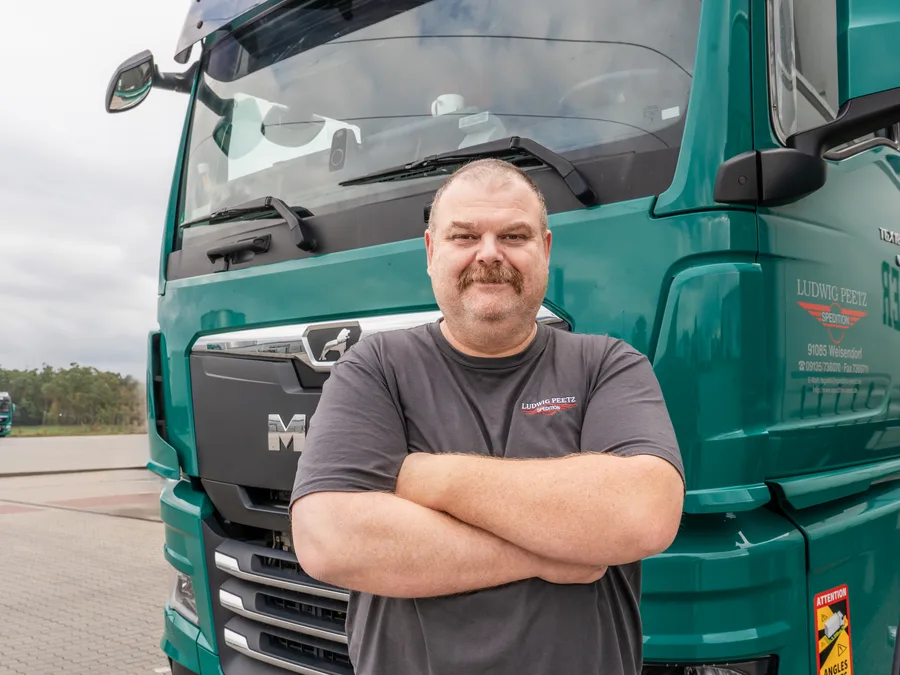 LKW-Fahrer bei Ludwig Peetz Spedition