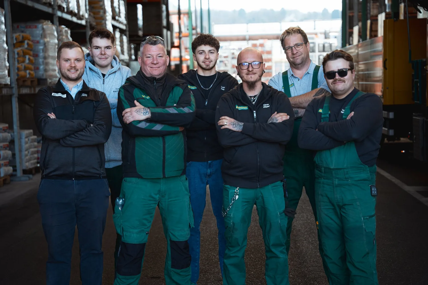 Das Kemmler-Team im Lager