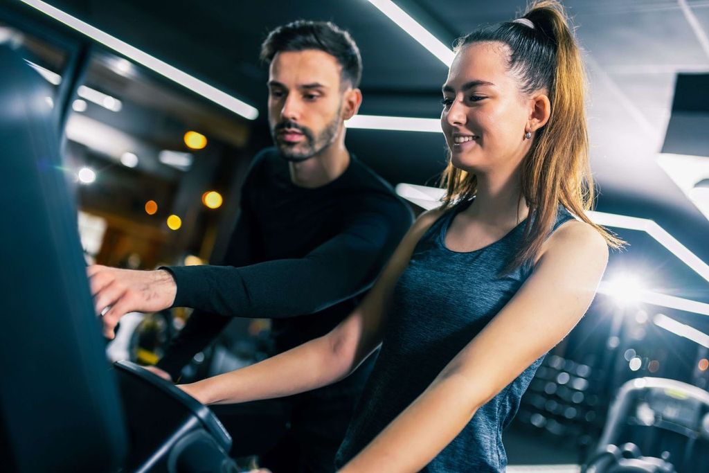 How Physical Therapy in Flatiron, NY Addresses Chronic Pain Without Medication or Surgery