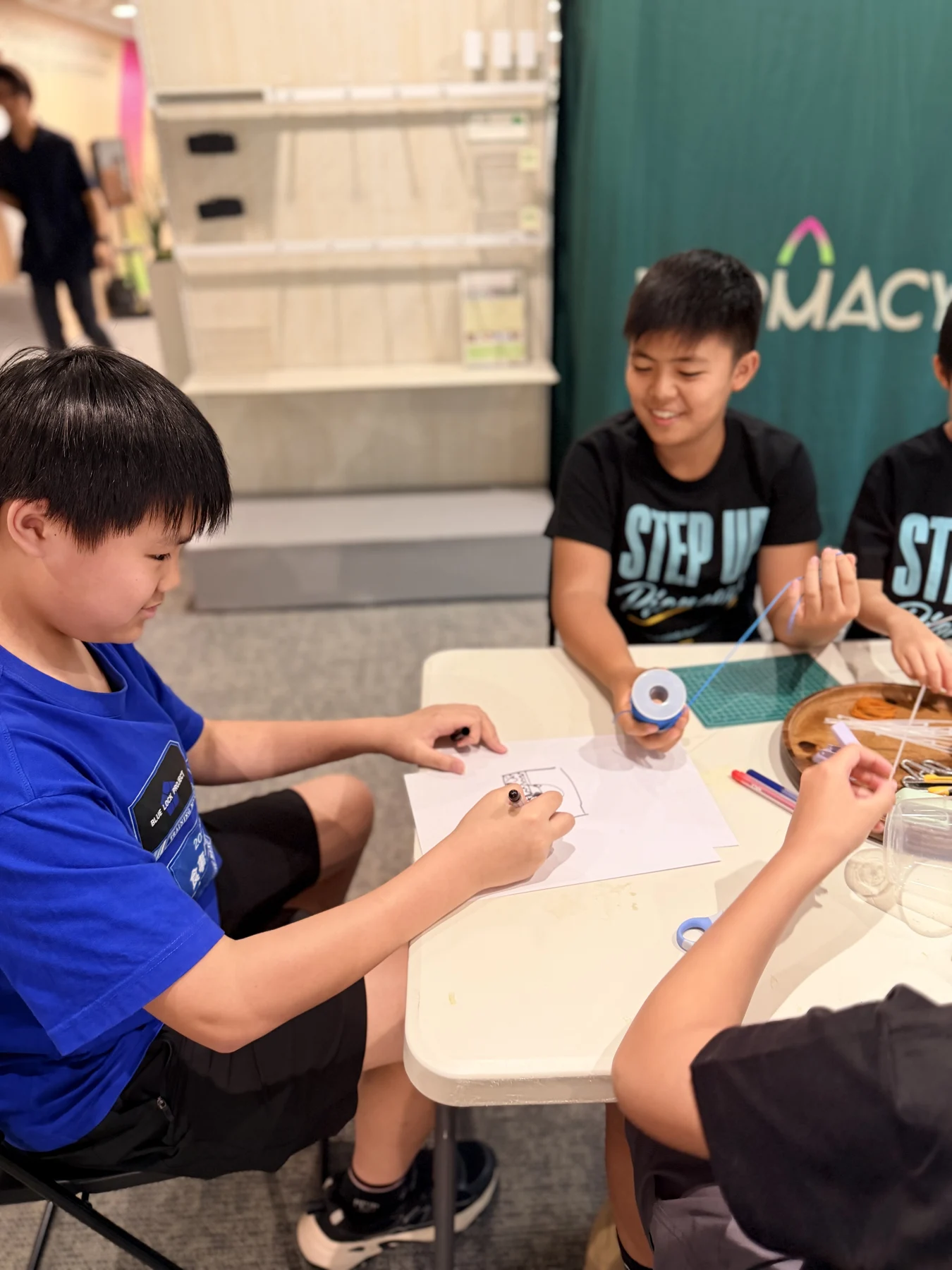 SUP students working on hands-on activities at Farmacy Green Hub