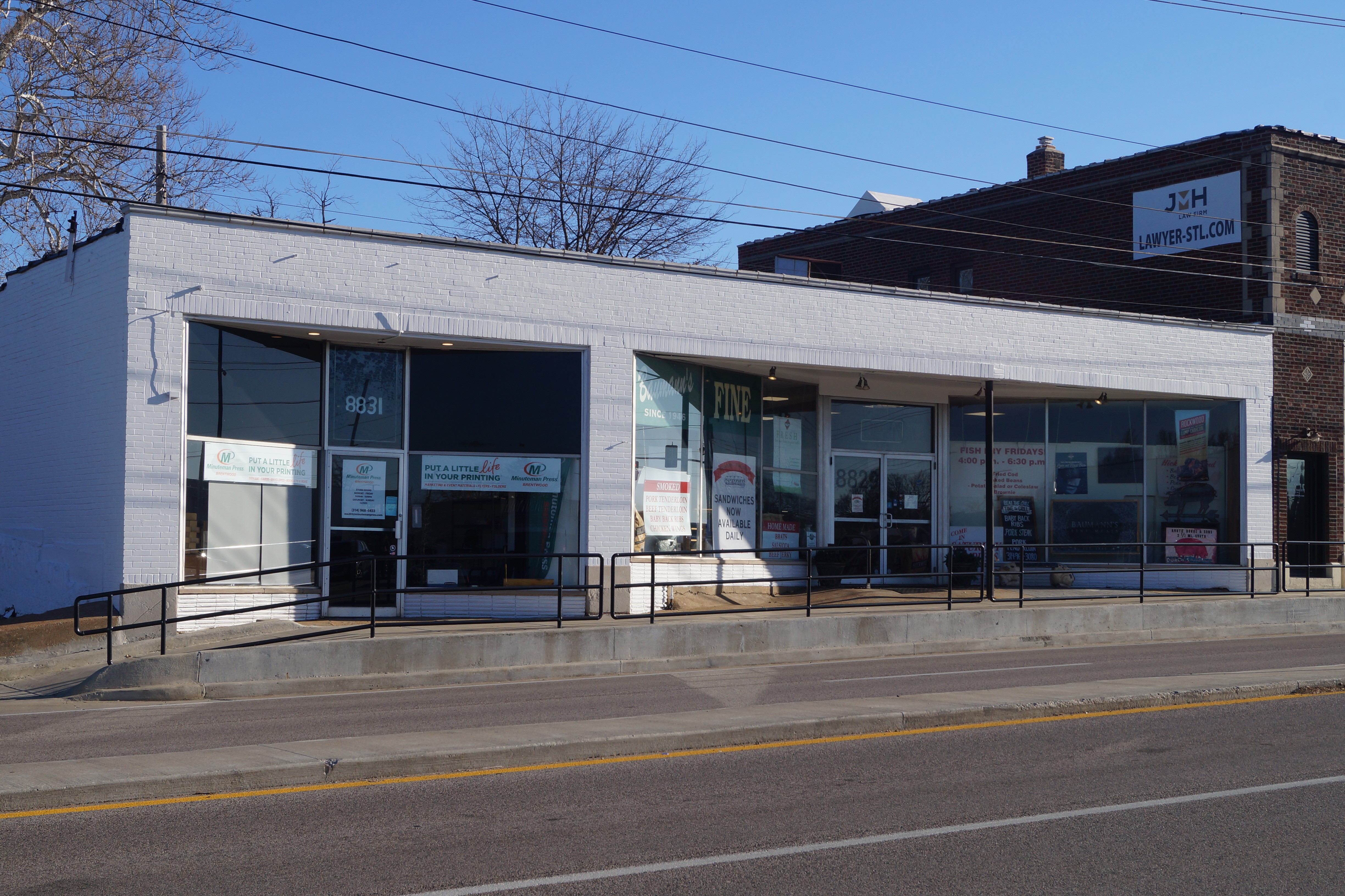 8829-8835 Manchester Rd