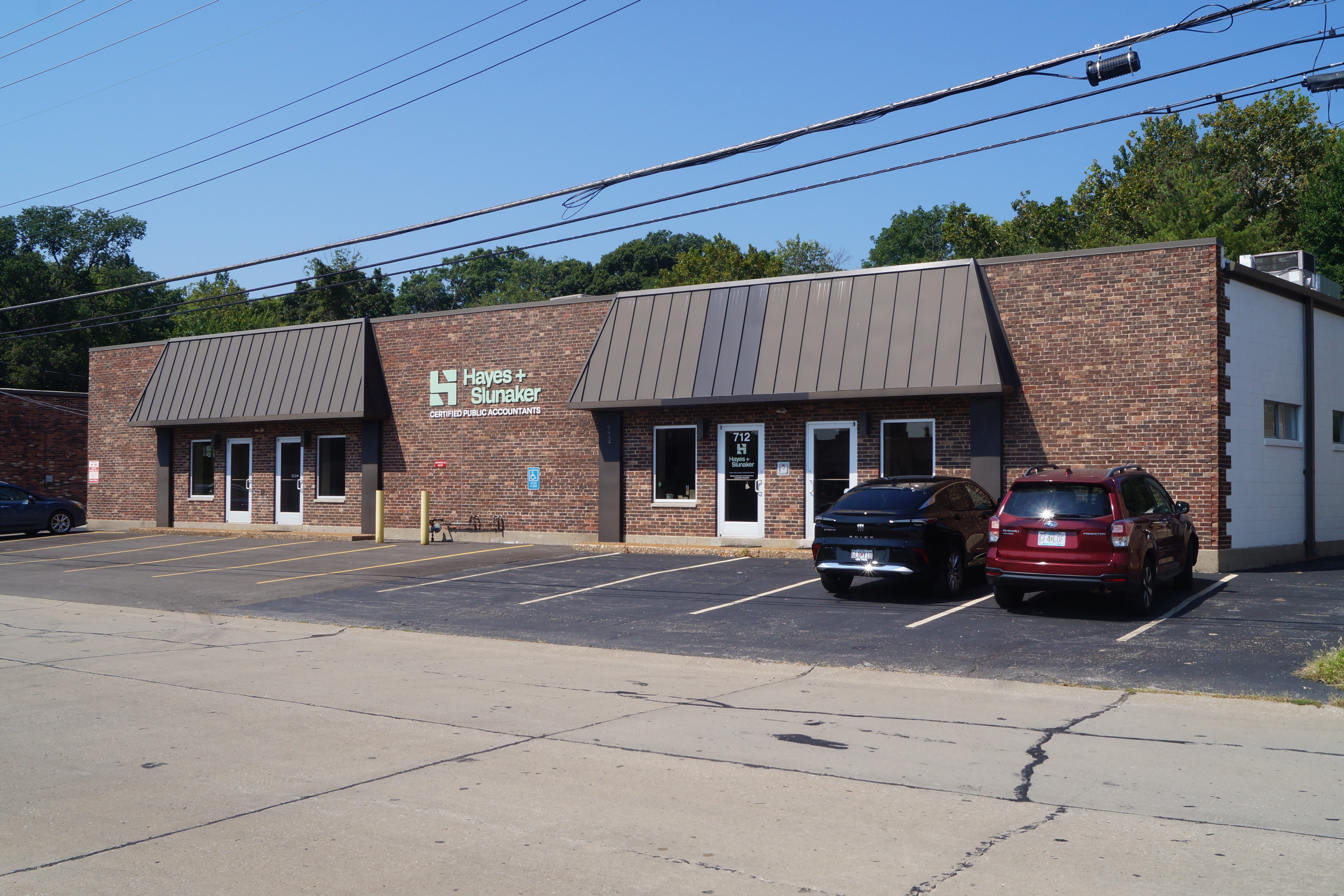 712 Hanley Industrial Court 