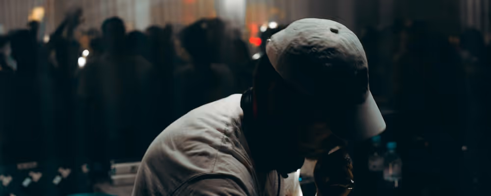 Clash of the Titans: Spotify vs Apple Music for Artists