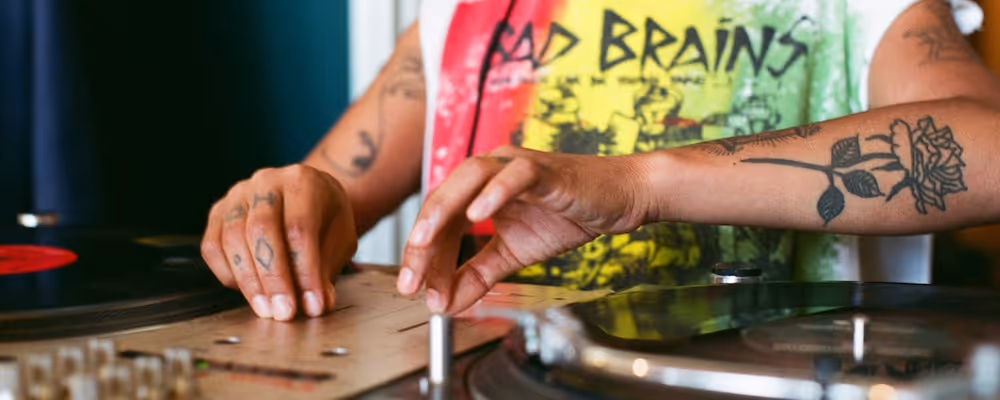 How to Make a Beat: A Comprehensive Guide for Artists