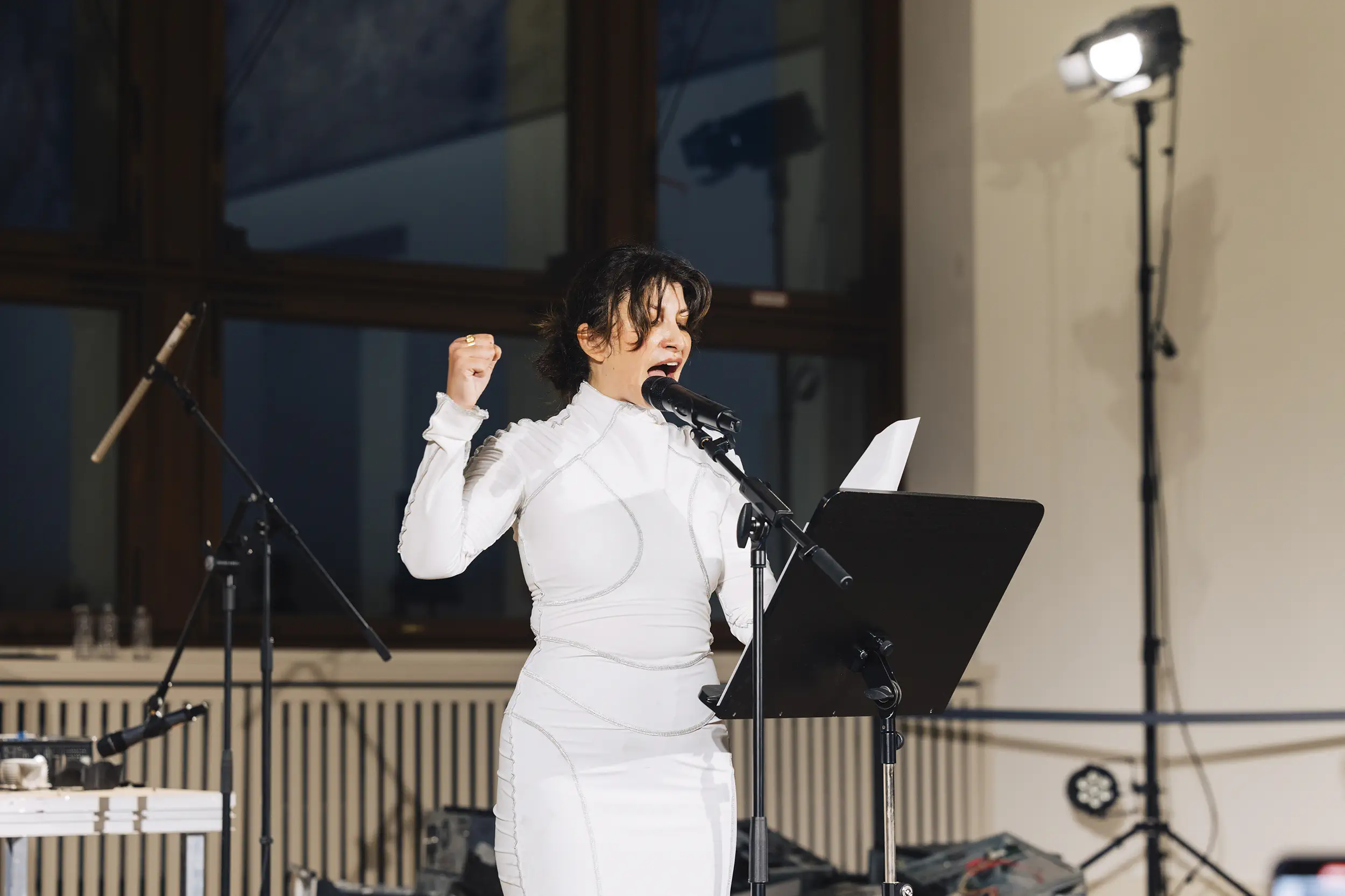 Selma Selman, her0, Gropius Bau (2023) © Gropius Bau. Photos: Eike Walkenhorst.