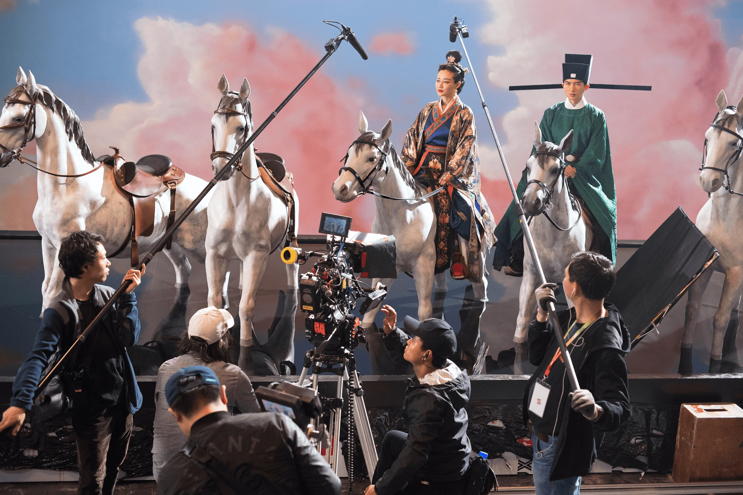 YANG FUDONG  杨福东, Dawn Breaking - A Museum Film Project - Day 30, 2018, Photography, 120(H)x180(W)cm. Image courtesy Yang Fudong Studio and ShanghART Gallery. © Yang Fudong.