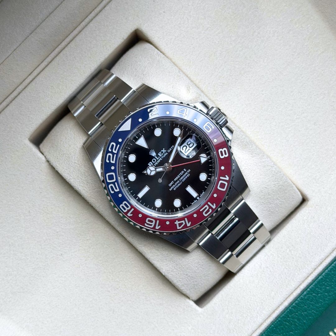 Rolex GMT-Master II “Pepsi” 126710BLRO (2026)