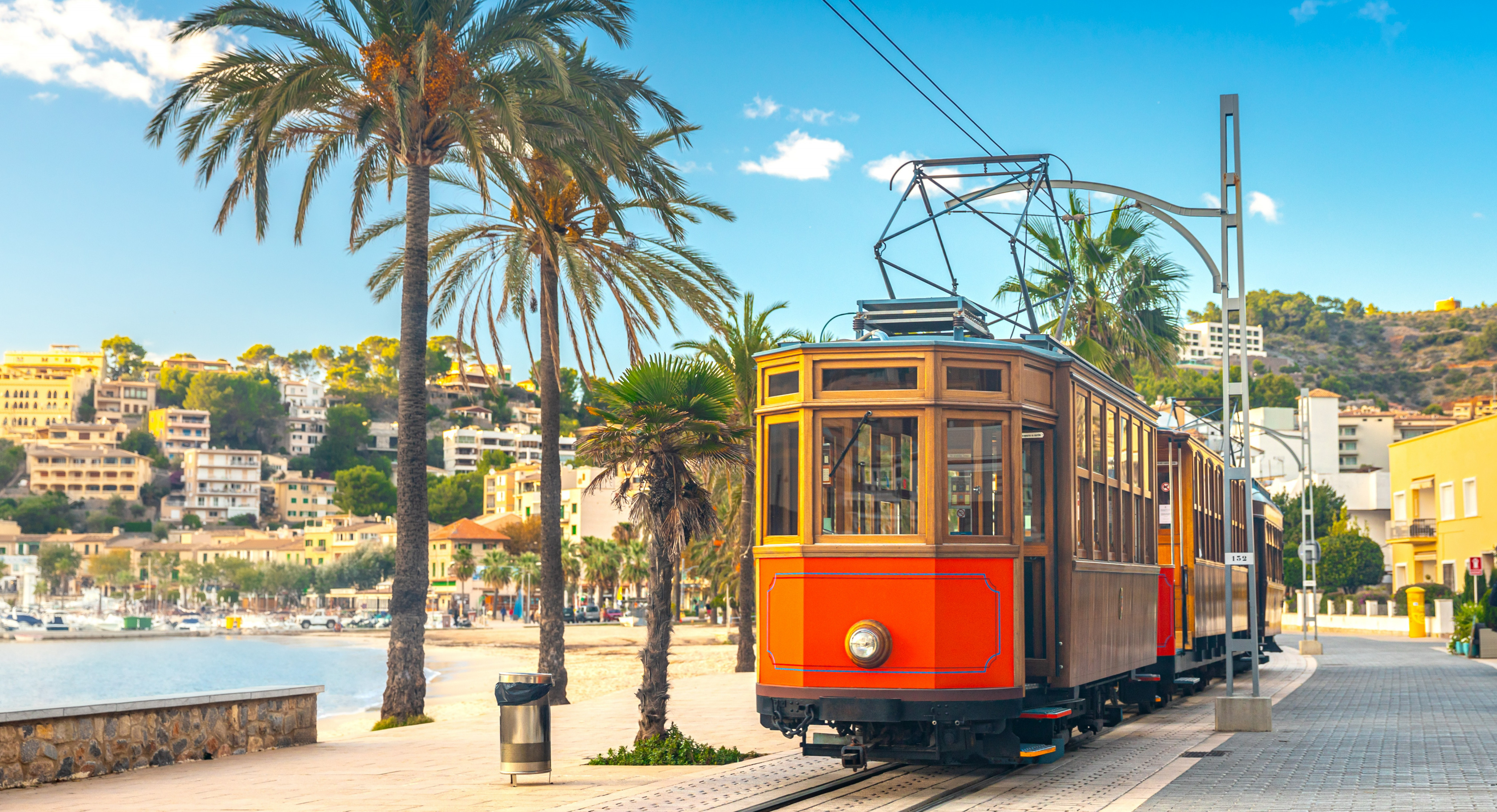 berühmte Orangenbahn führt von Soller nach Port de Soller
