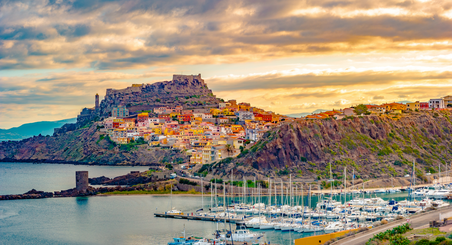 Castelsardo shutterstock_763135591