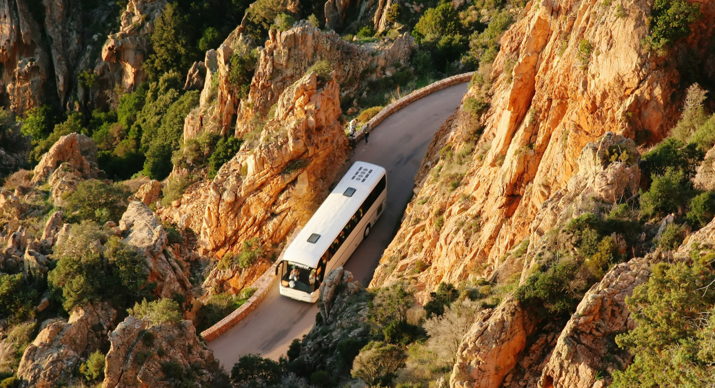 Korsika_Bus