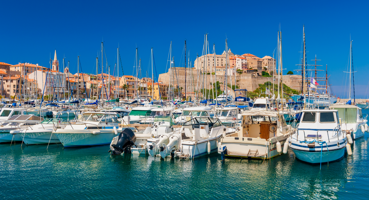 Hafen Calvi