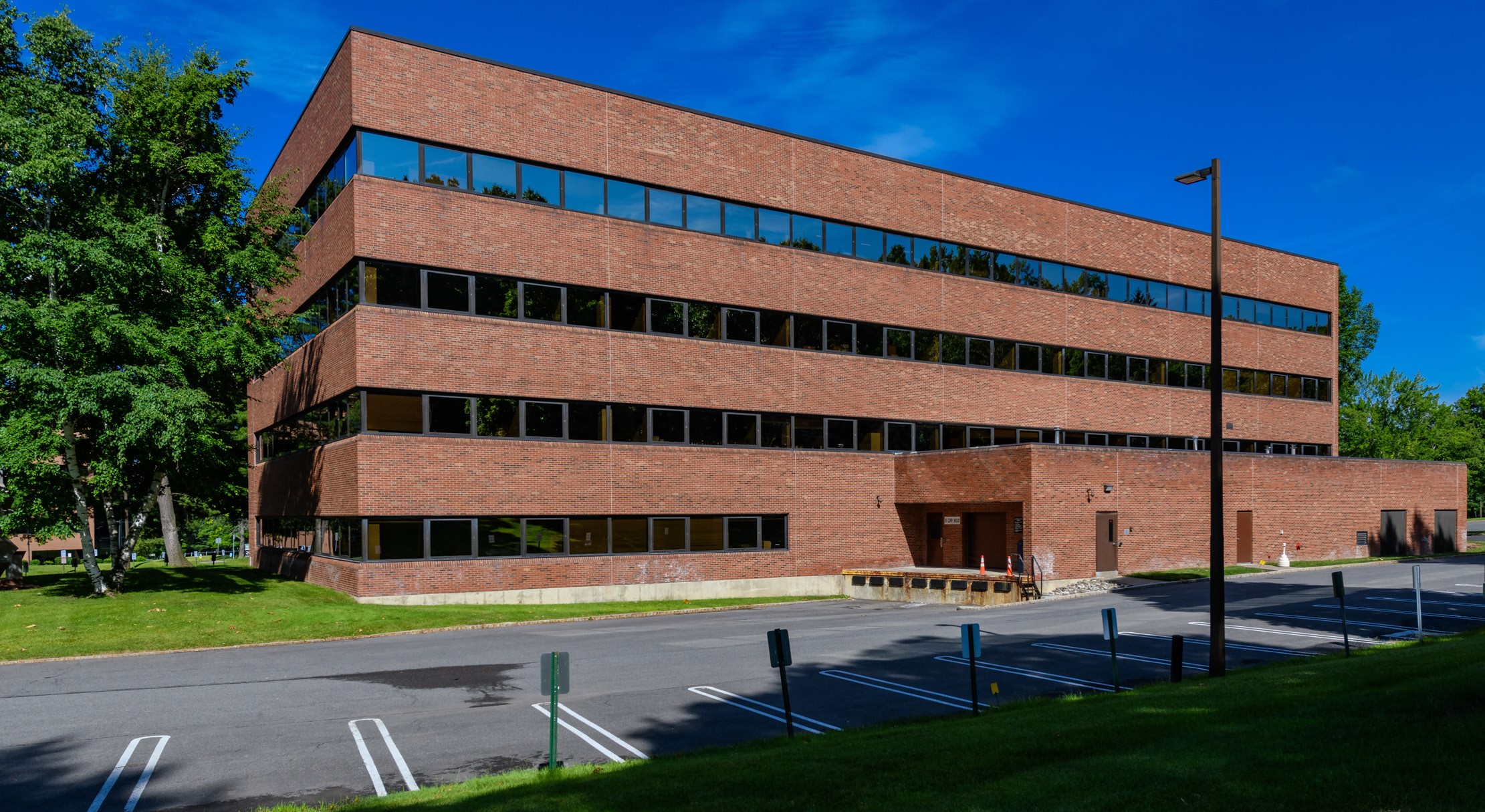 18 Corporate Woods