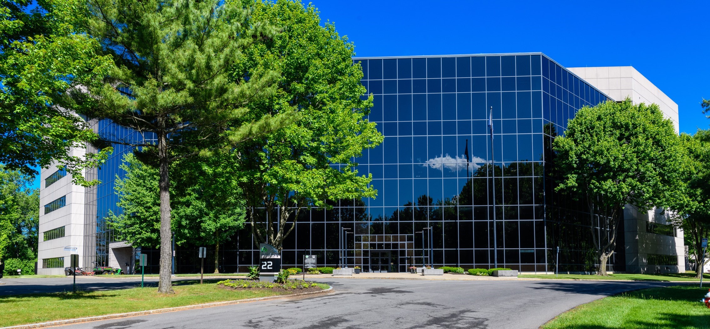 22 Corporate Woods