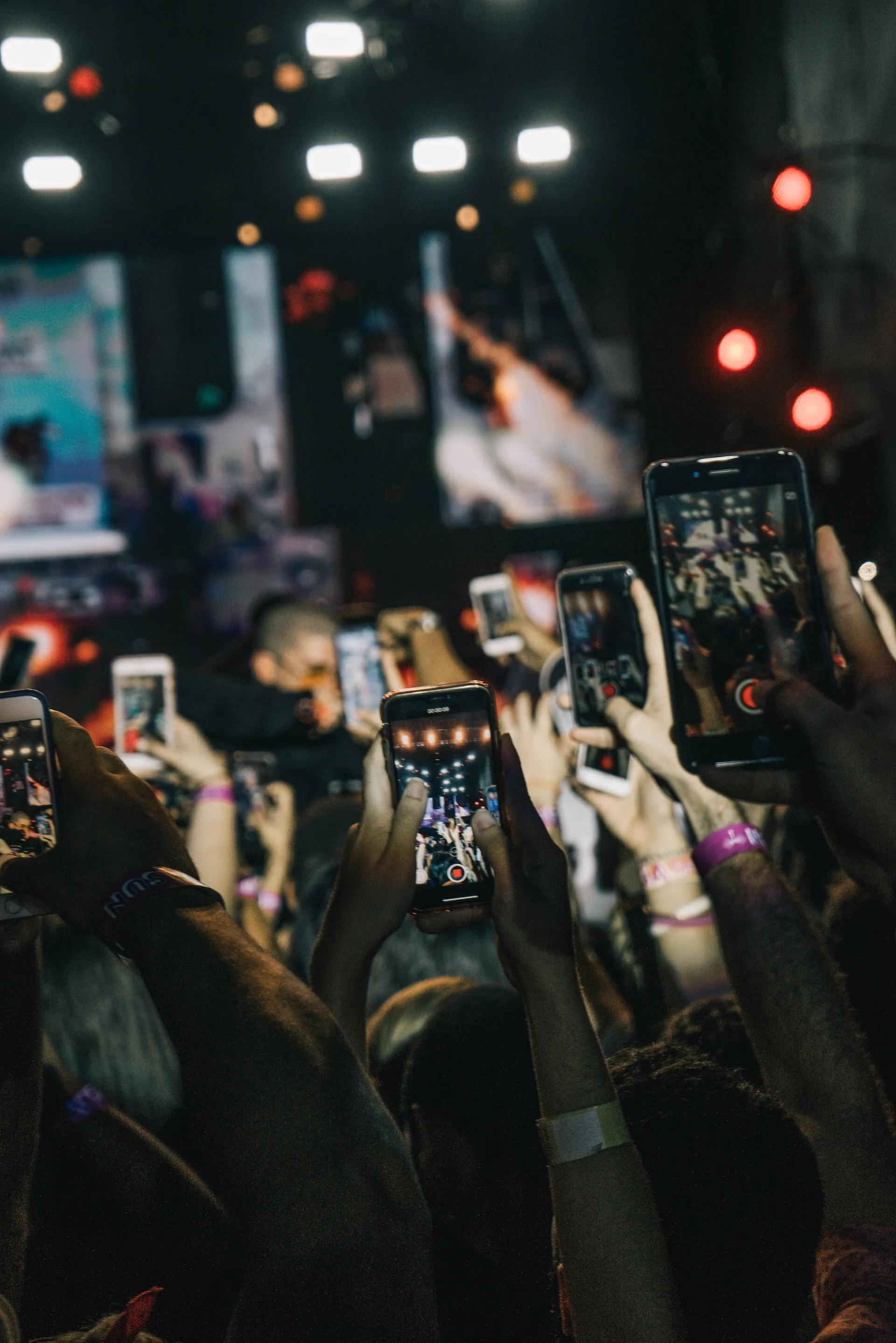 Capturing Video in Mobiles - Mellow Designs