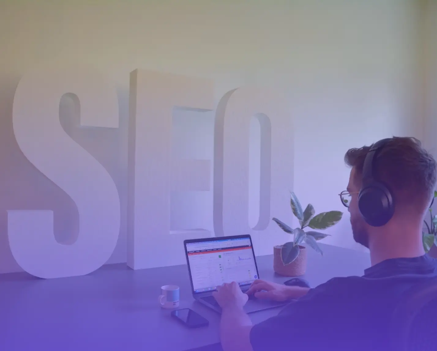 How DezignStack Global Uses ClickUp Slack Integration with ClearFeed to Streamline Client Support