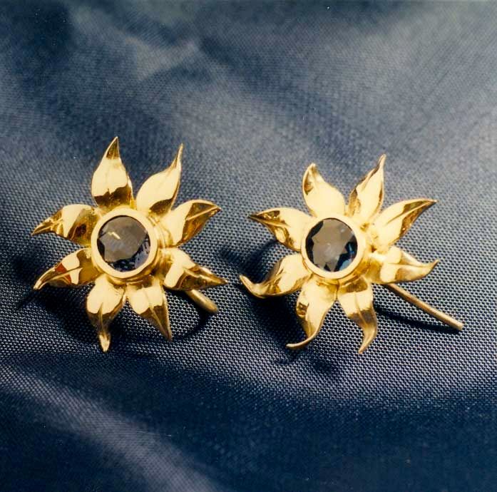 Blüten Ohrhänger  Saphir