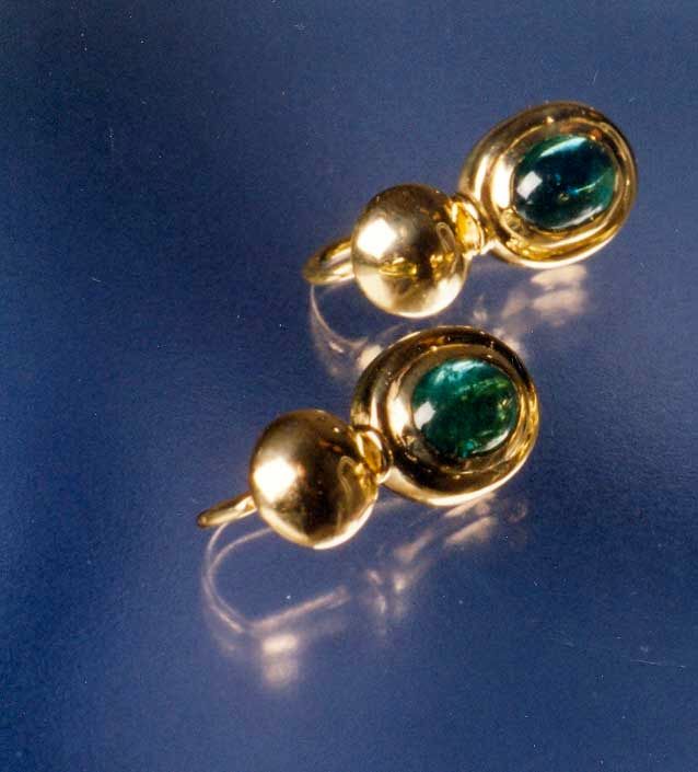 Ohrhänger mit dunkelgrünem Turmalin