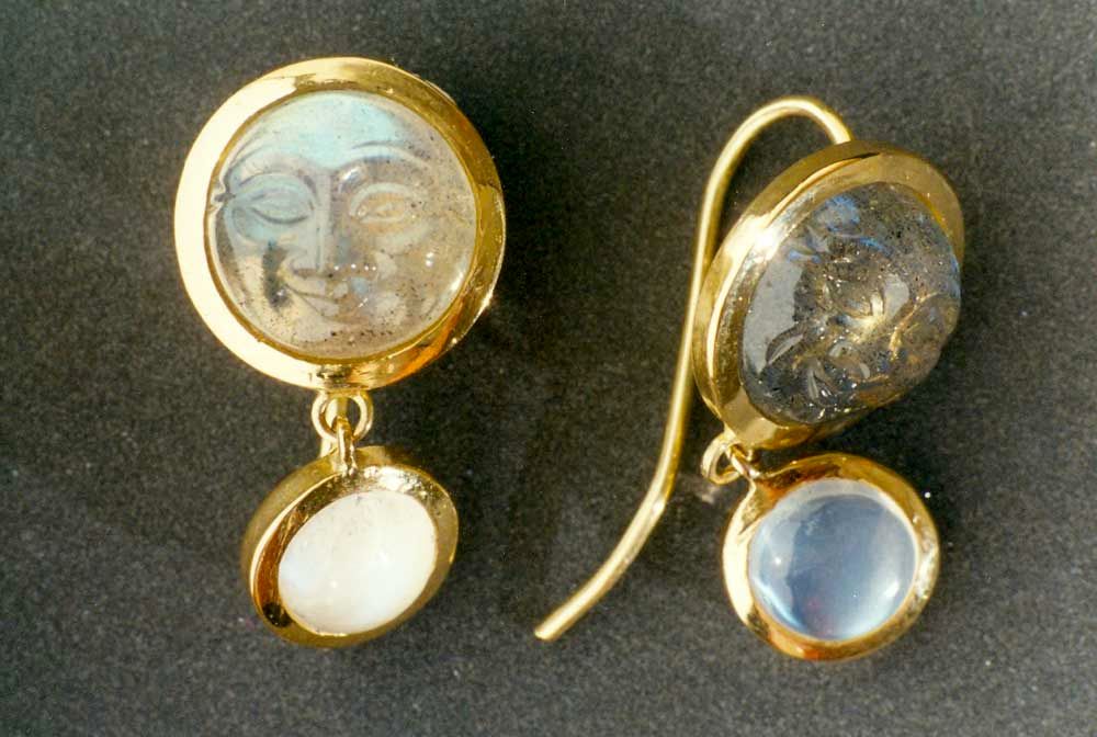 Ohrringe Mondgesicht