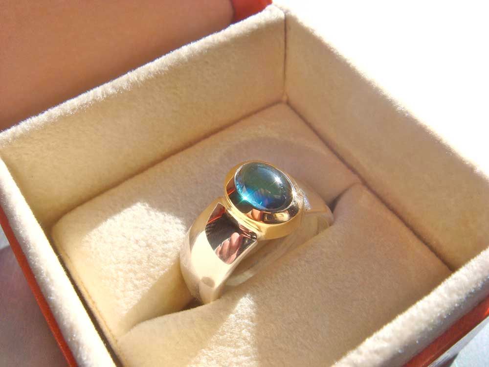 Breiter Silberring mit Topas