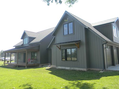 Home that had custom work done by Wyoseamless