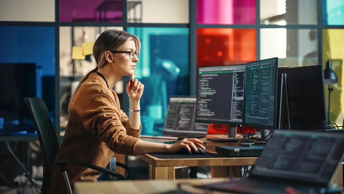 Software engineer at workstation — SaaS company running banner ads to drive signups.