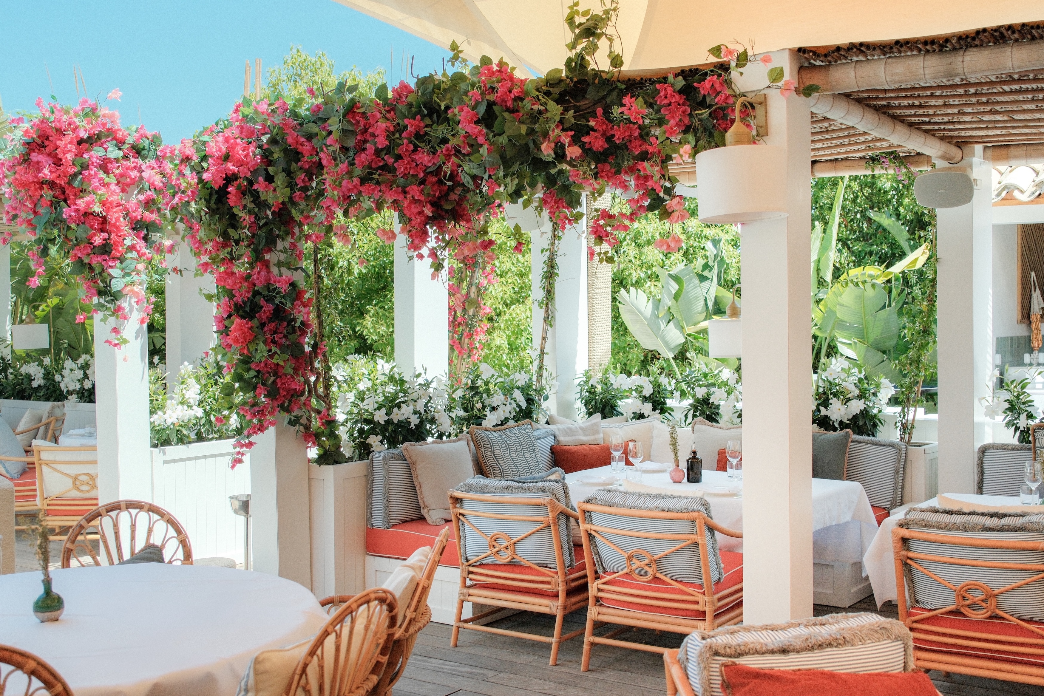 restaurant La Tartane Hotel Saint Tropez 369 Group