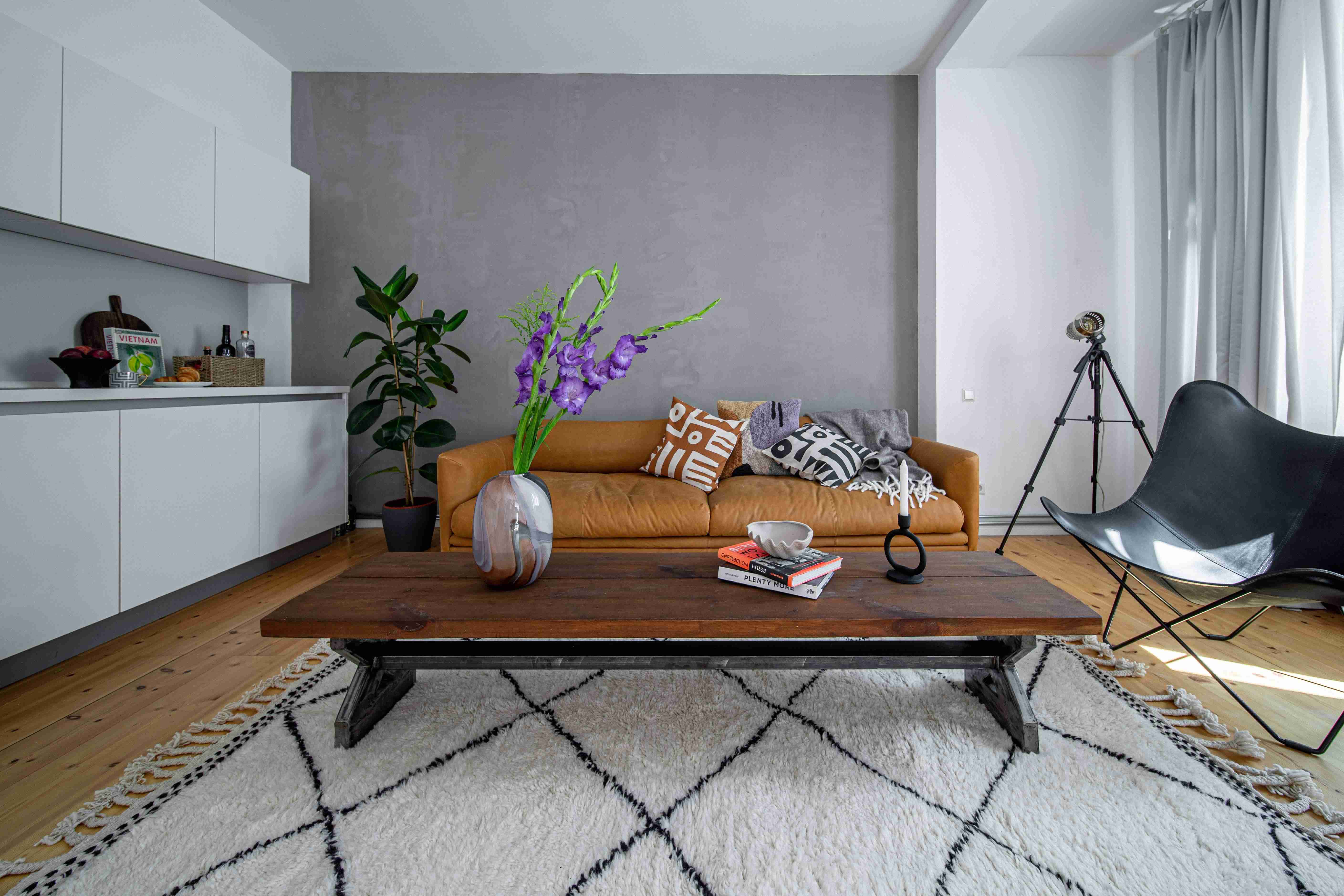 I fully designed all interiors for the newly bought flat of my client. 