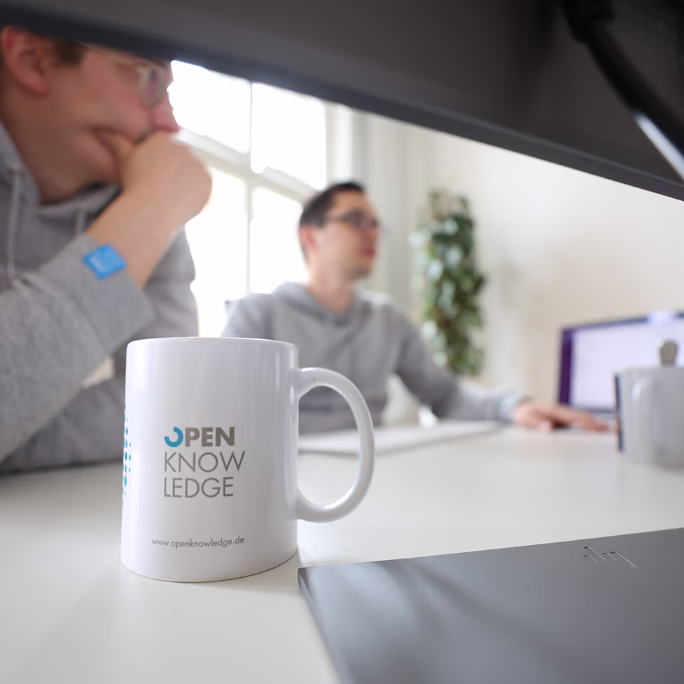 Jan-Magnus Kister im Streaming Studio der OPEN KNOWLEDGE GmbH