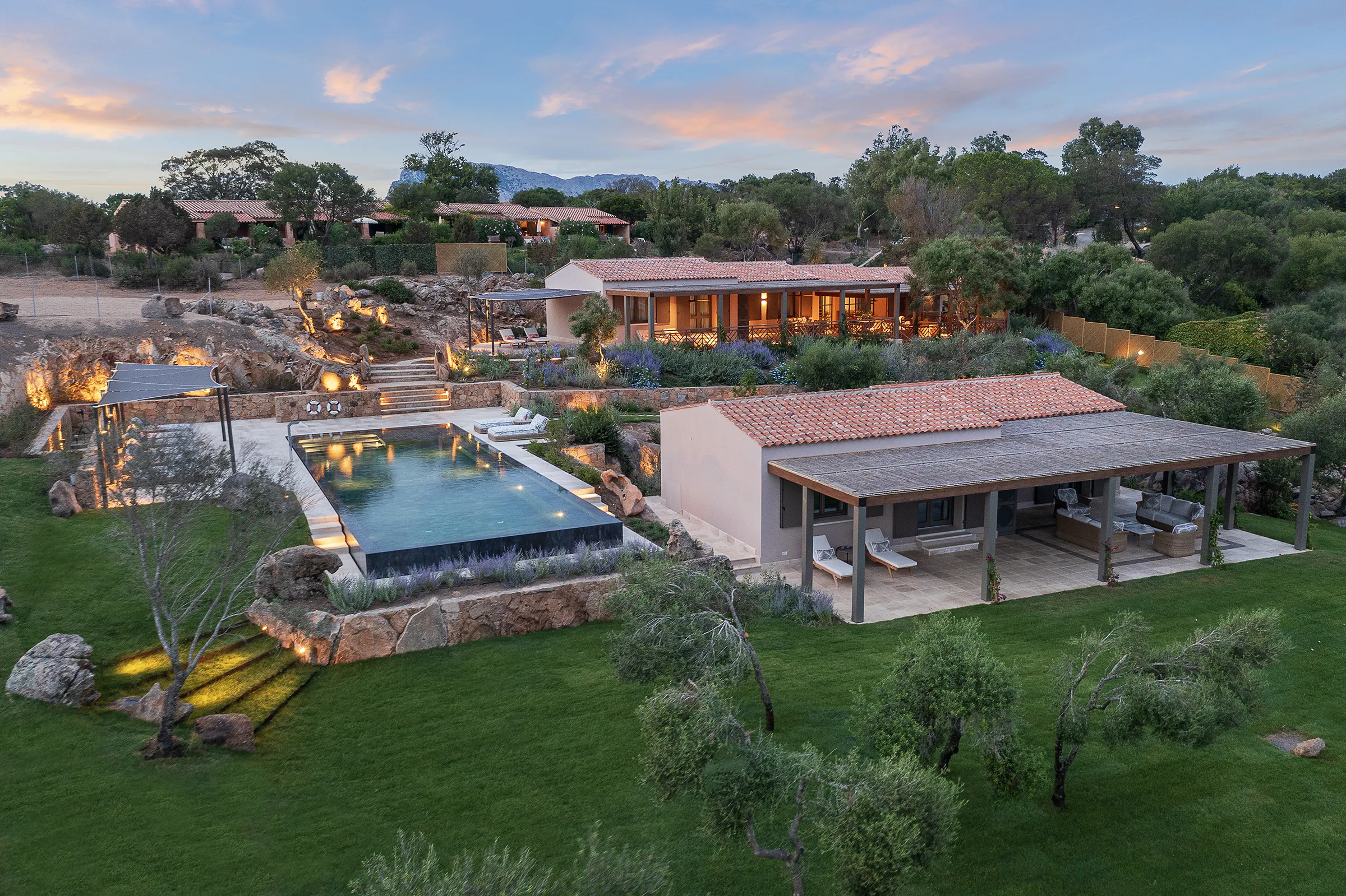 Villa 6 garden Salinedda