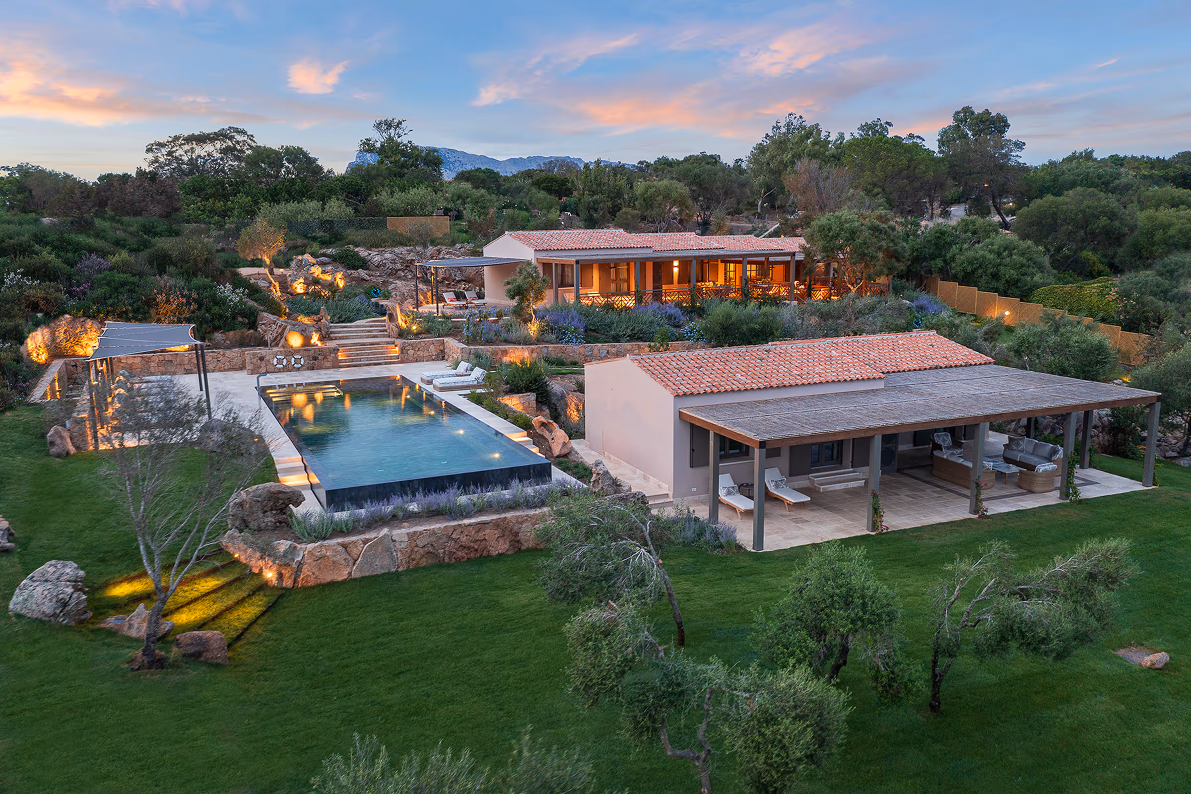 Villa 6 garden Salinedda