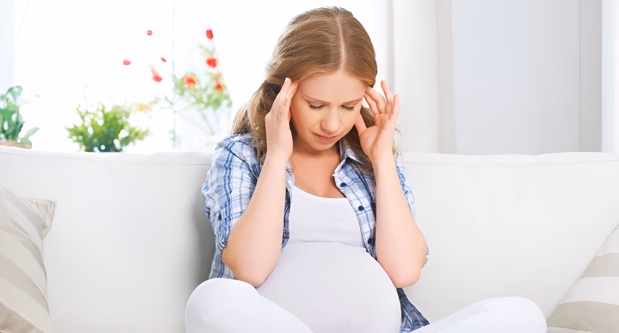 الضغط النفسي أثناء فترة الحمل: فهم تأثير الضغط النفسي على صحة الأم