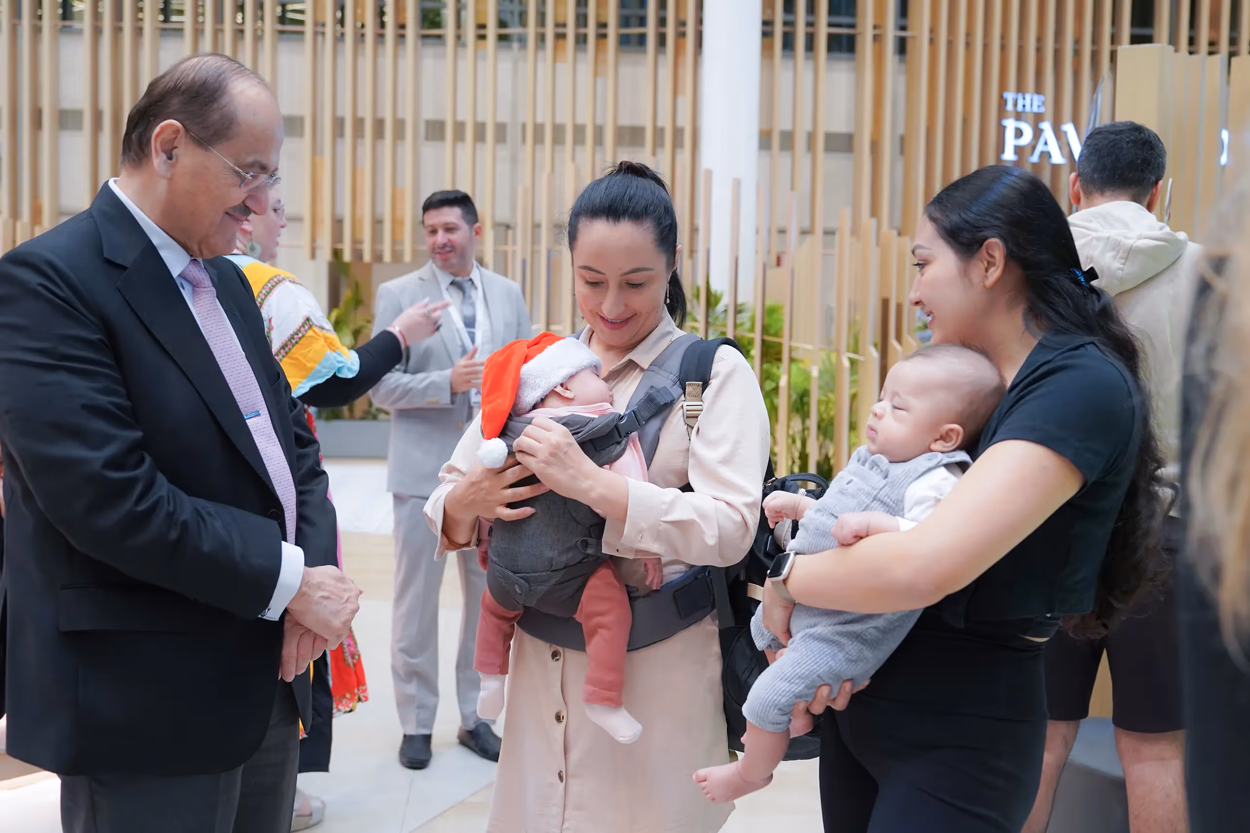 oin our FUH Life Café sessions for new moms! Enjoy expert advice from Dr. Mazen Abou Chaaban, engaging discussions, and valuable tips for mothers with babies under a year old.