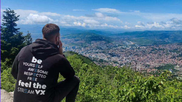 Work-life balance in action: from software to scenic roads - an inspiring road trip getaway with Adrian Dobrowolski