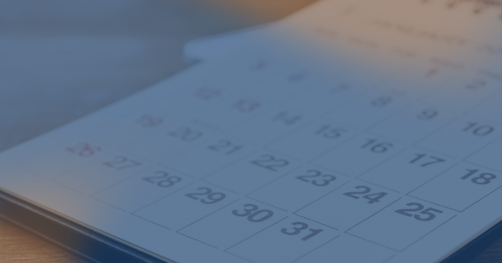 calendário sobre a mesa