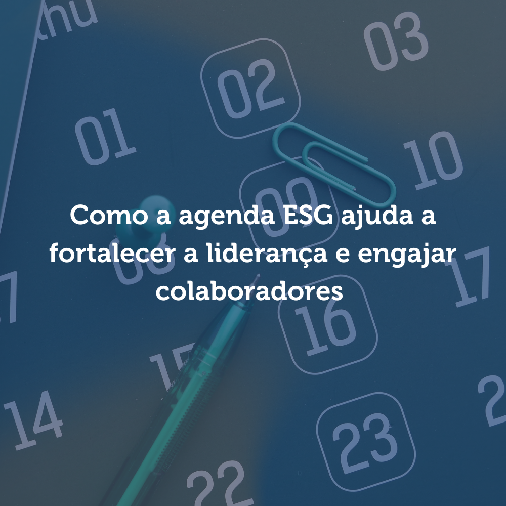 calendário com lápis e clips