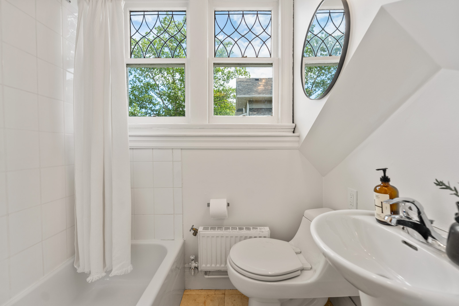 139 Hammersmith Avenue - photo 34