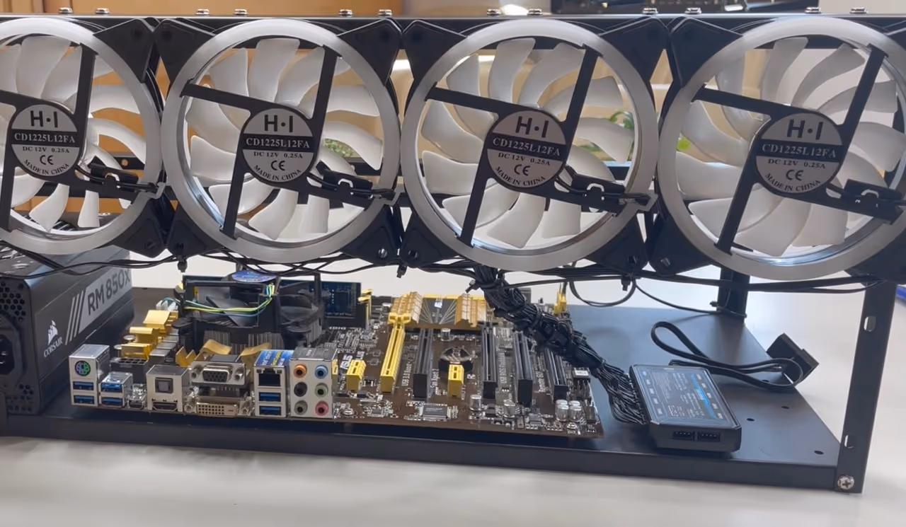 Zusatzlüfter-Verkabelung Mining-Rig Frame