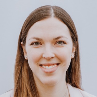 Lea Felix, team member: portrait photo - Cryptohall24