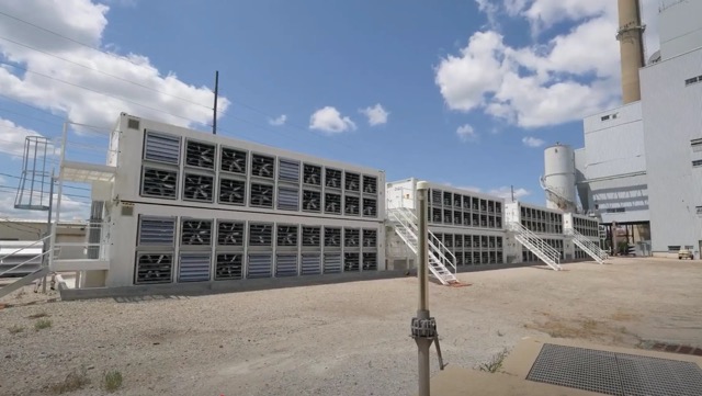 Bitcoin mining hosting site in the USA: containers with outdoor cooling units - Cryptohall24