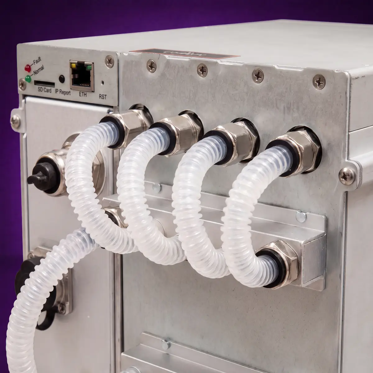 Bitmain Antminer S19 Pro Hydro - detail view 1 - Bitcoin miner