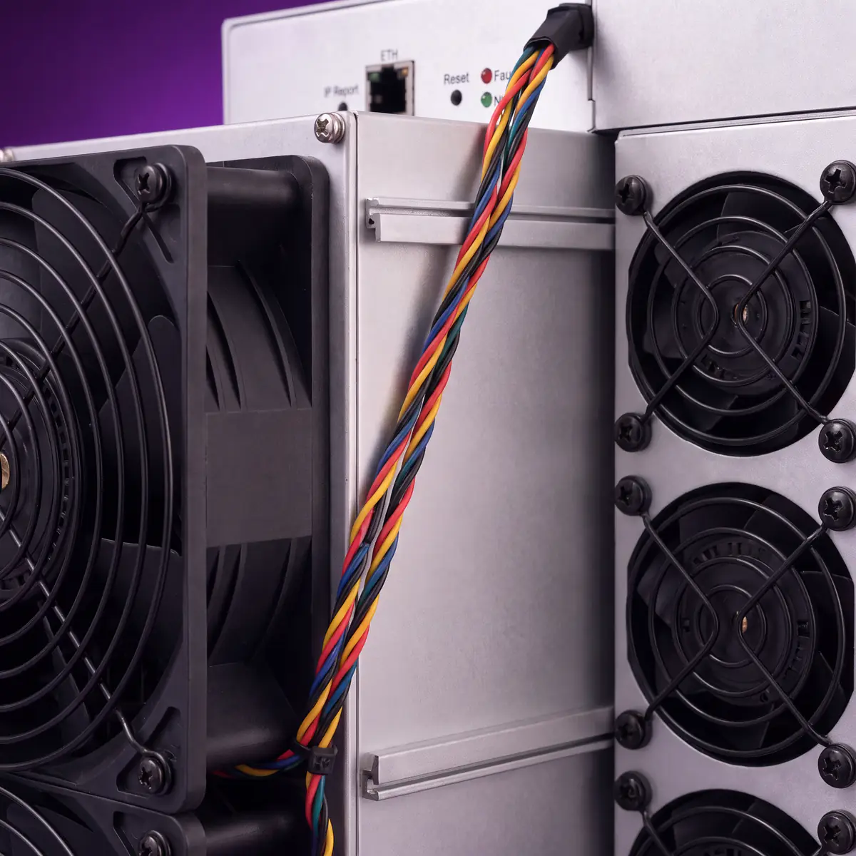 Bitmain Antminer S19J XP - Detailansicht 3 - Bitcoin Miner