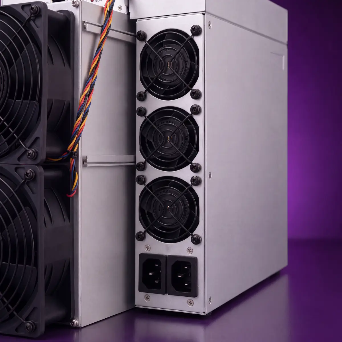 Bitmain Antminer KA3 - detail view 2 - Kadena miner