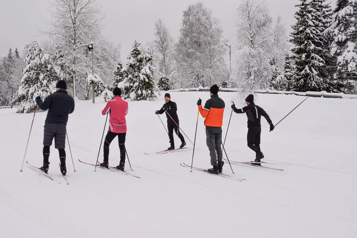 Kvinna med champagneglas