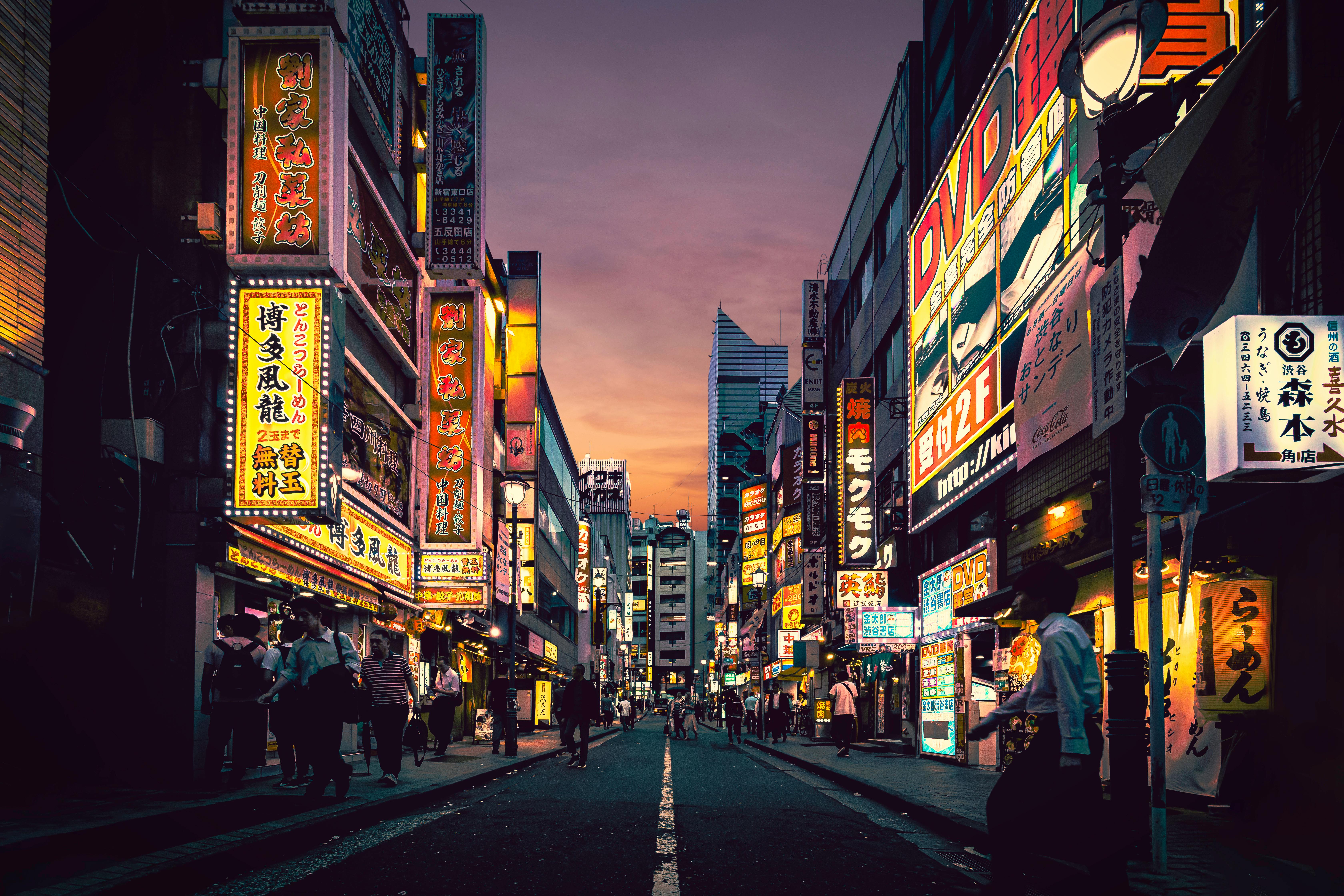 Beyond loyalty points: How to build customer relationships that last