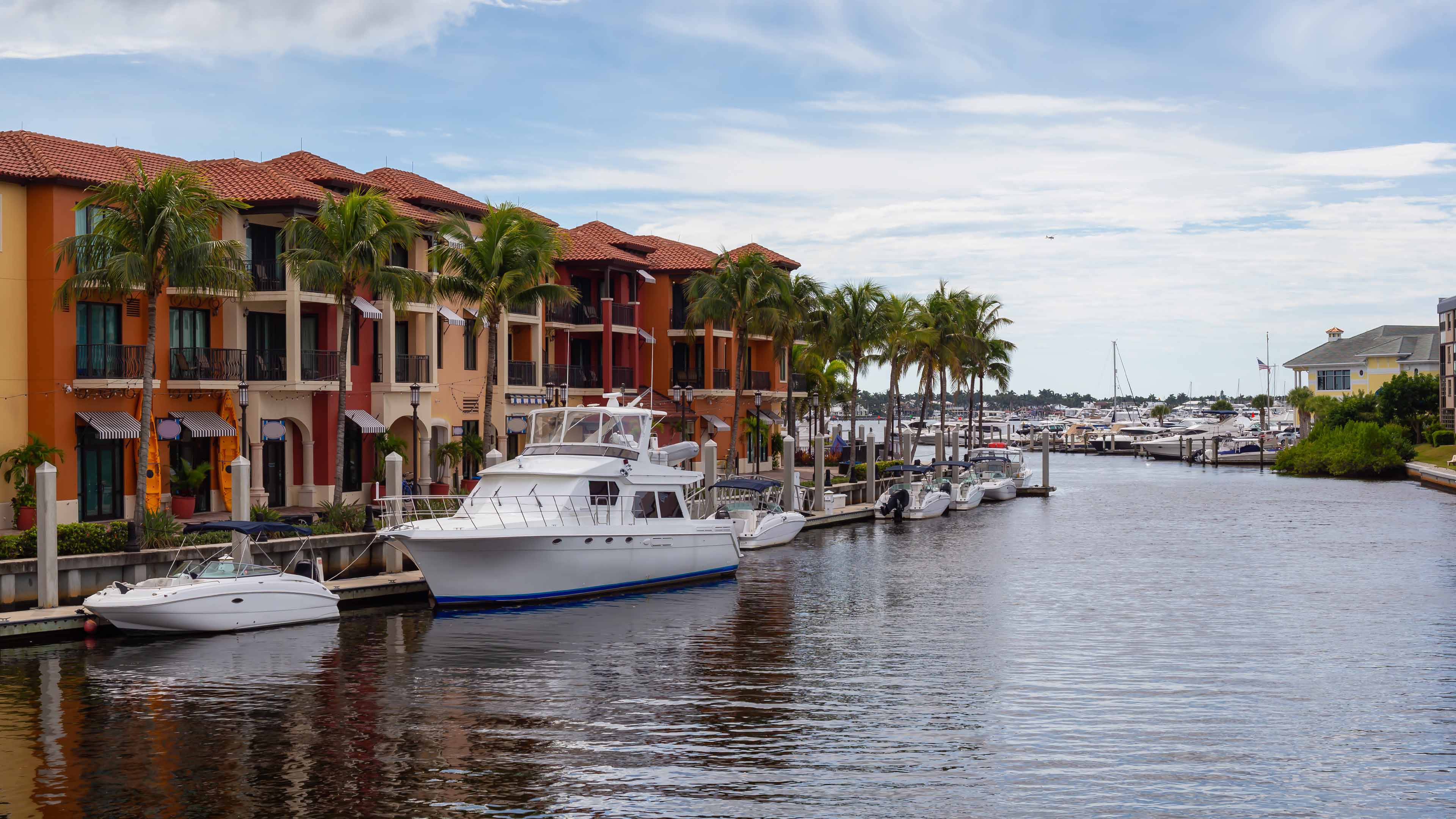 What Florida Homeowners Need to Know About Owning Property with Family and Friends