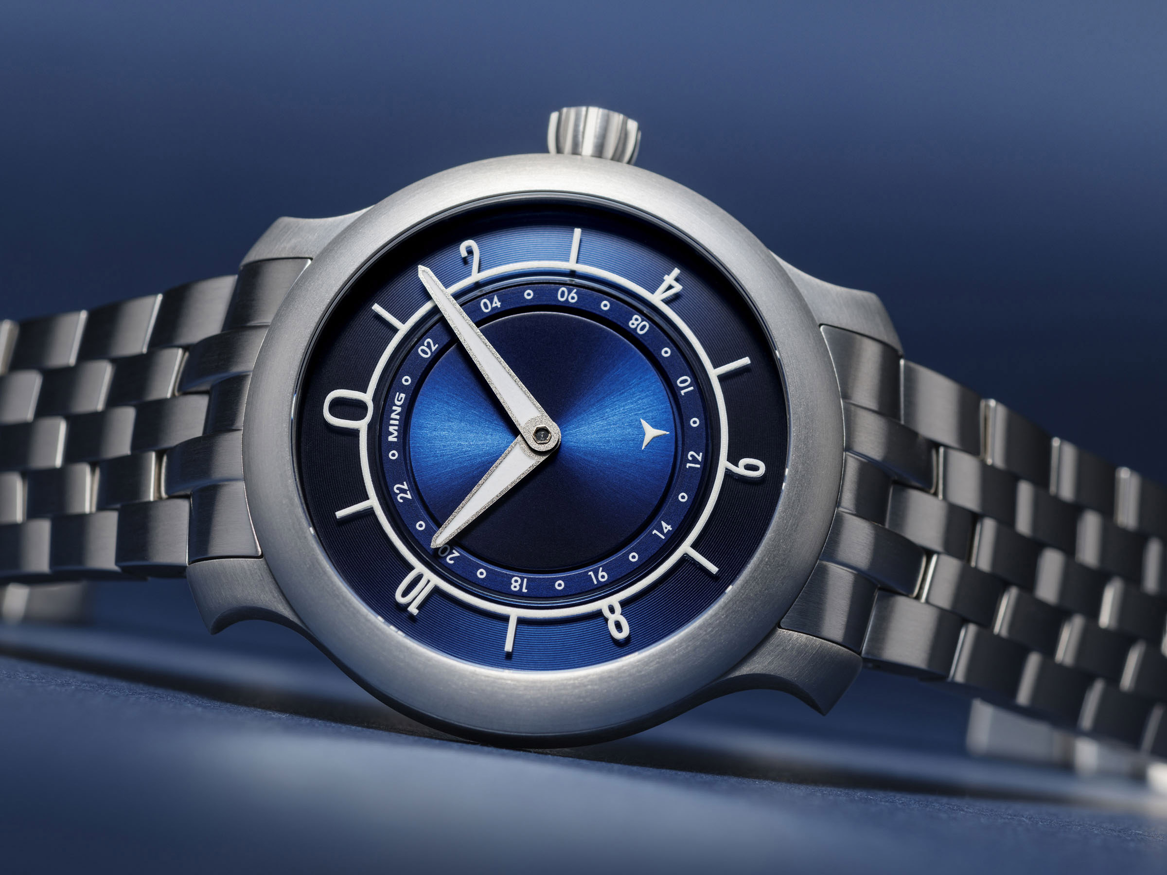 MING 17.03 GMT Blue Uhr