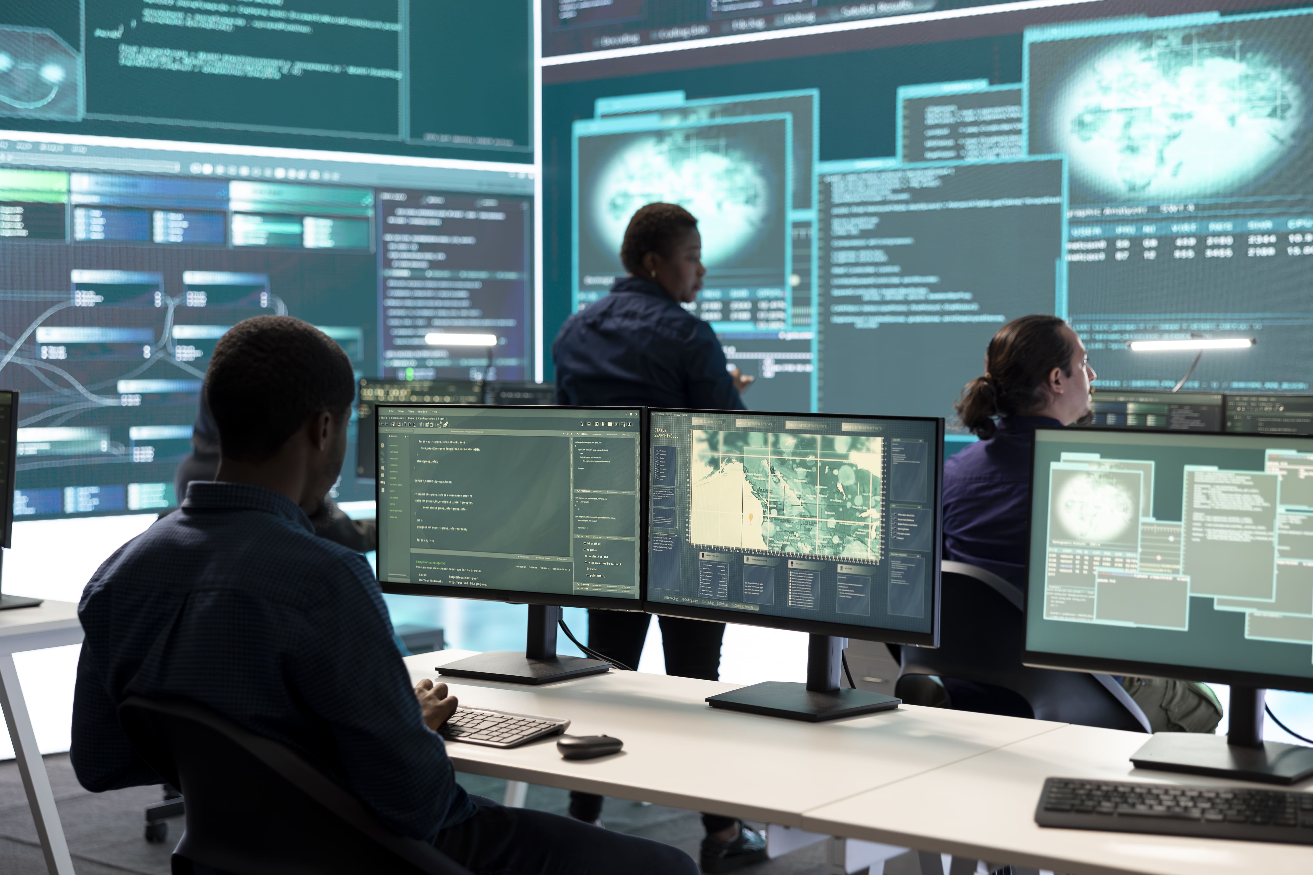 Explore the top security guard software of 2025–26 with AF Guards. Boost tracking, scheduling, and team efficiency.
